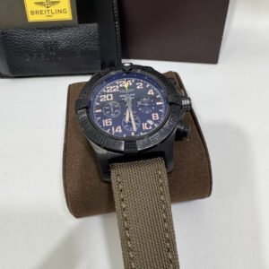 Breitling Avenger (5)