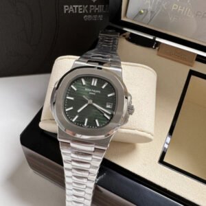 Patek Philippe Nautilus (13)